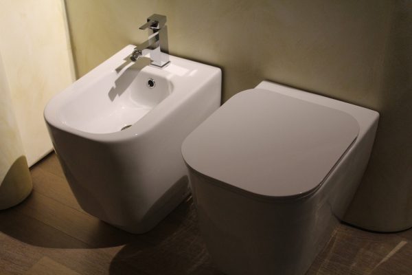 ¿Qué puedo hacer para desatascar el WC? ¡Duda resuelta! - Conlima
